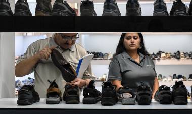 El consumo de calzado e indumentaria creció 4% en Junio y acumula seis meses de suba
