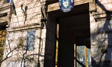 Condenan a un hombre a 16 años de prisión por abusar de la hija de su pareja