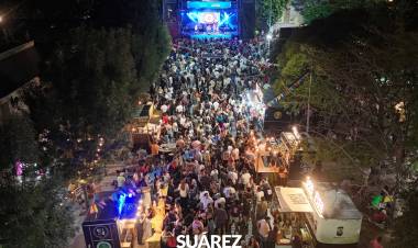 Suárez vibró al ritmo de la música en una nueva edición de "Suarez Peatonal"