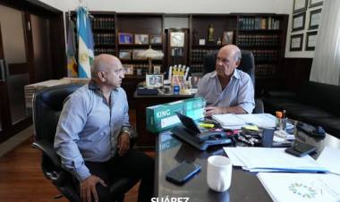 Vialidad Provincial entregó 32 luminarias LED para los accesos del distrito