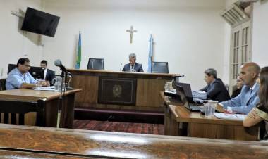 Condenan a una mujer a 3 años de prisión condicional por falso testimonio agravado