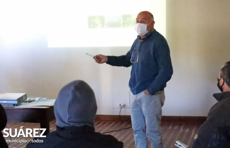 Capacitación anual a podadores del distrito