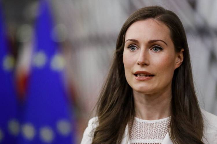 Finlandia: acusan a la 1era ministra de utilizar los fondos públicos para desayunar con su familia