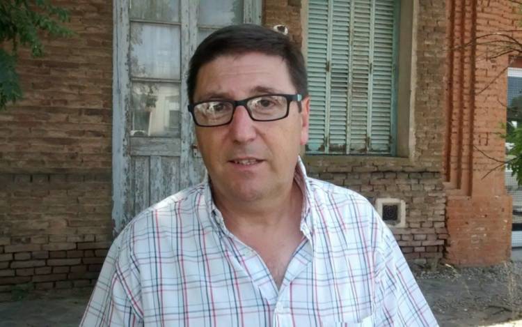 Ricardo Salerno en los micrófonos del programa ''A Primera Hora''