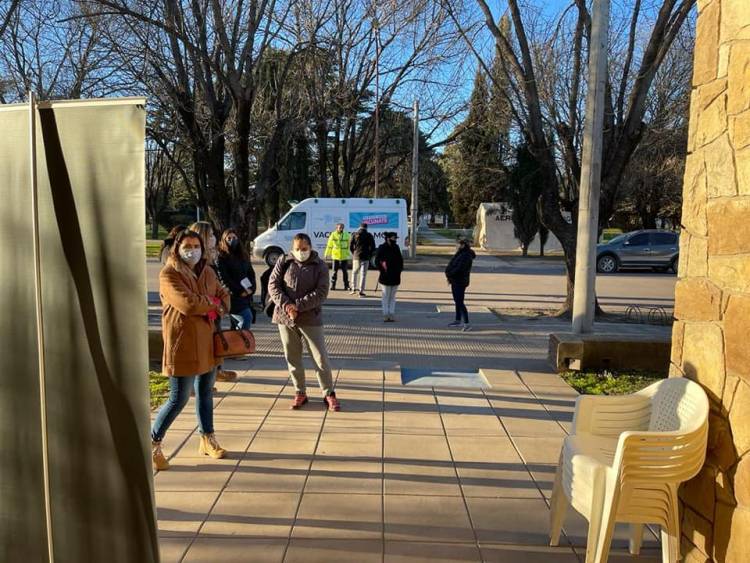 Se aplicaron 326 dosis entre Huanguelén y Pasman