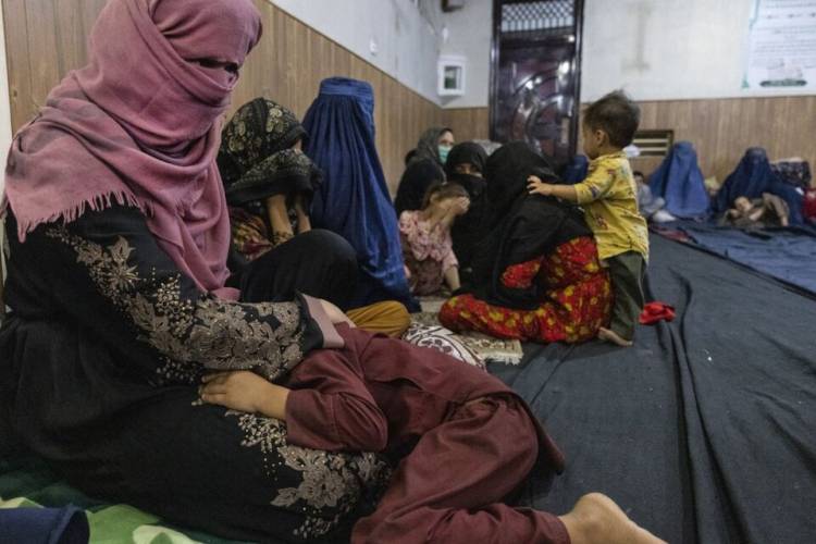 Afganistán: las 29 prohibiciones lamentables a las que las mujeres podrían enfrentarse