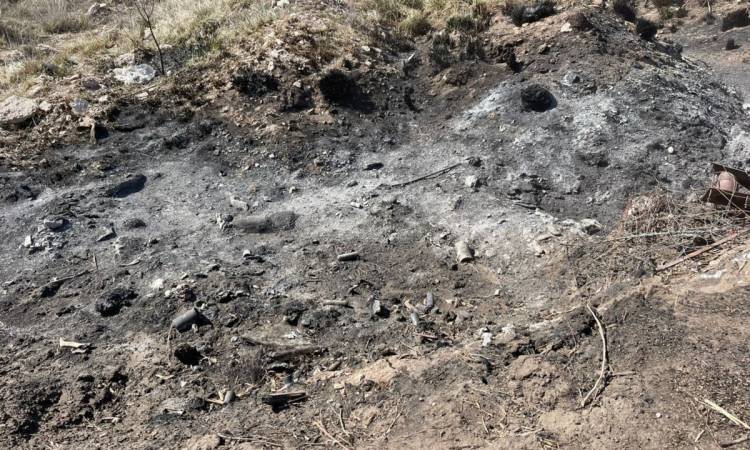 Infraccionan a empresa por quemar bidones de agroquímicos en Suárez