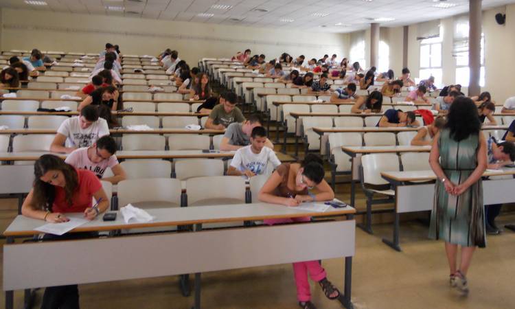 Los docentes universitarios tendrán un aumento salarial total de 47%