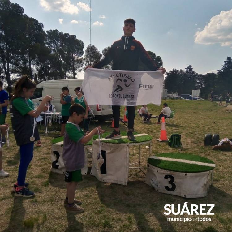 La Escuela Municipal de Atletismo participó de un torneo en Tornquist⠀