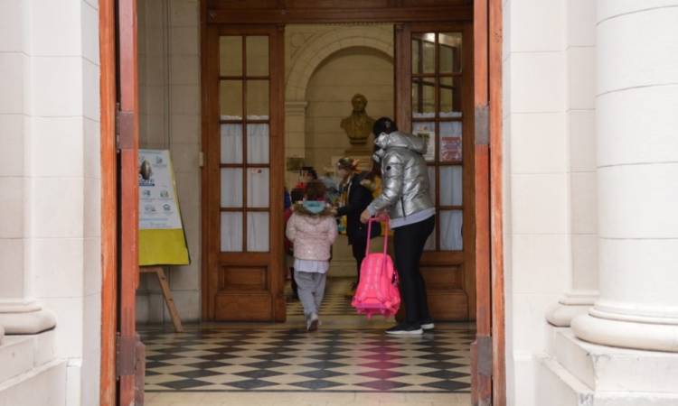 Las clases comenzarán el 2 de marzo y habrá un mínimo de 190 días