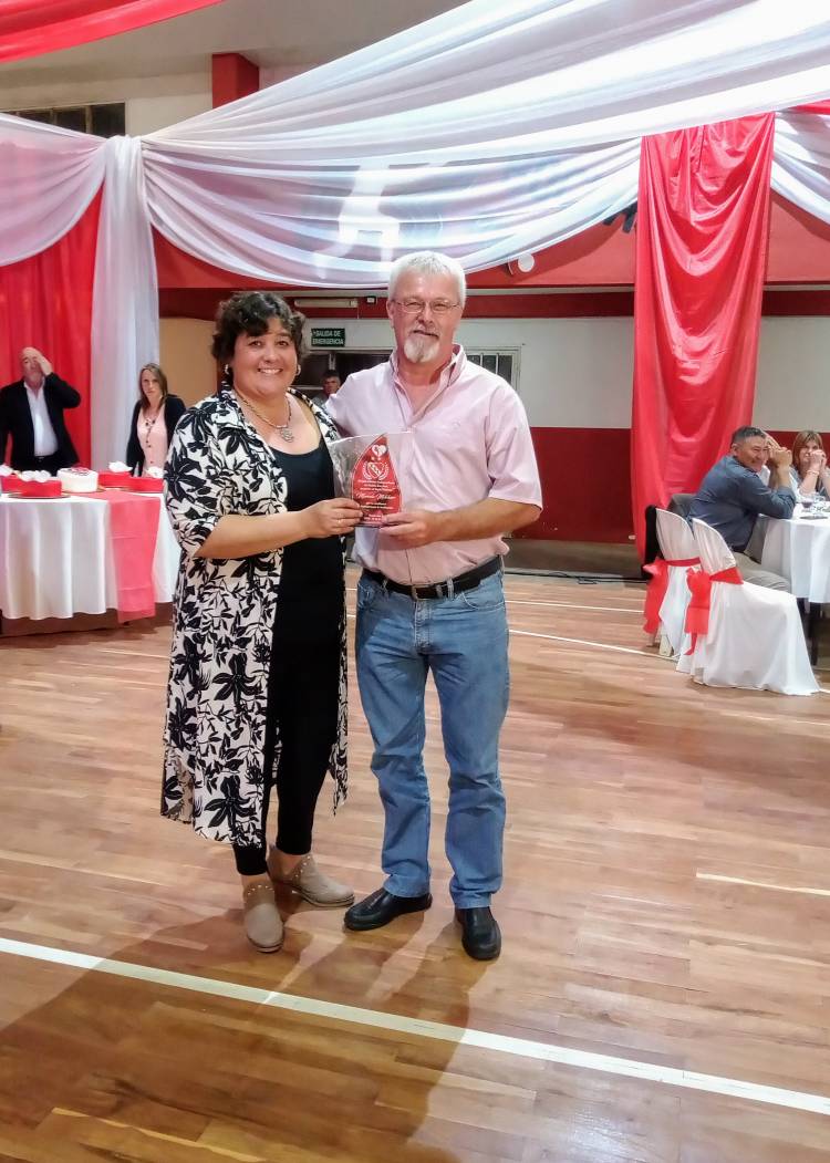 Cena y baile 83 Aniversario de Independiente de Pblo. San José. 