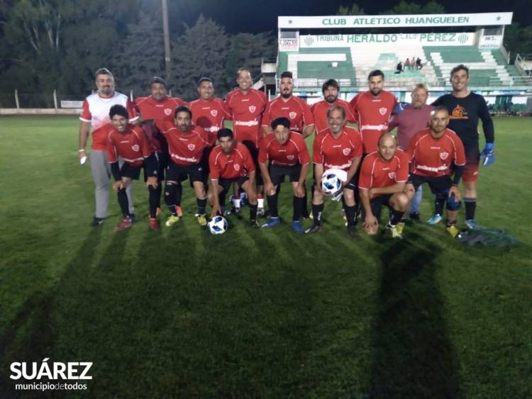 Fútbol del Recuerdo: Comenzó el apasionante torneo de veteranos