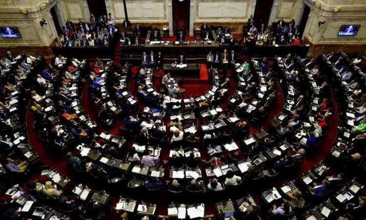 Asumen los nuevos diputados en el Congreso