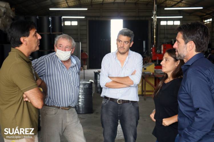Funcionarios del gobierno provincial recorrieron Pymes