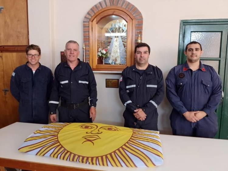 Malvinas 40 años: con la bendición de la Bandera Nacional comenzó la agenda de actividades