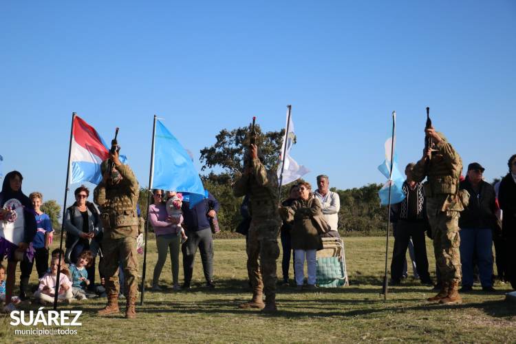 40 años de Malvinas: La Gloriosa Gesta de nuestros combatientes volvió a unir al pueblo de Coronel Suárez