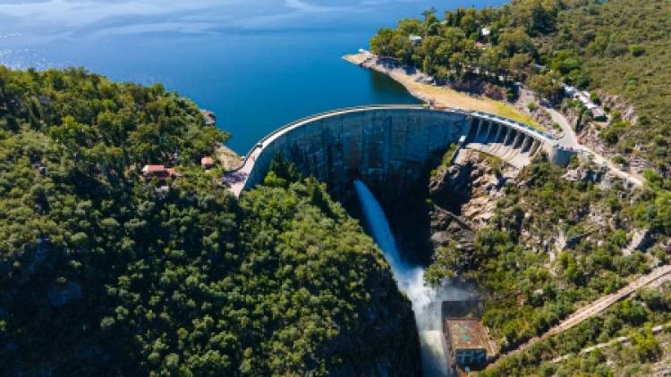 Mina Clavero, un imán para el turismo de aventura y naturaleza