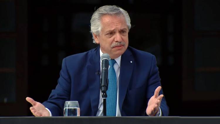 Fernández: "El macrismo buscaba excusas para no dar pensiones por discapacidad"