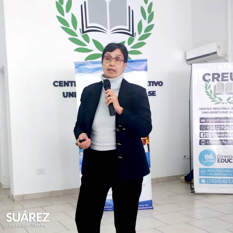 La prestigiosa doctora Silvia González Ayala disertó en la 3ras Jornadas Regionales de Infectología que se llevaron a cabo en la ciudad