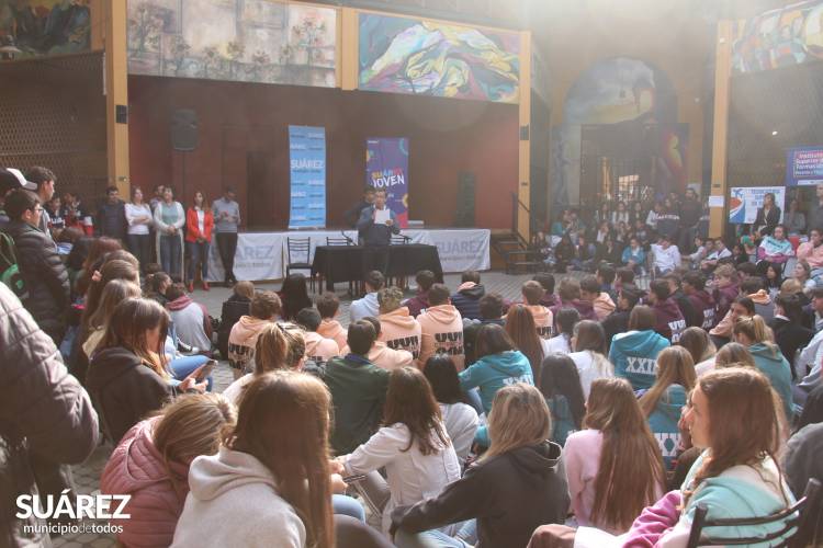 Jóvenes de 5to y 6to año participaron de la Expo de Carreras y Oficios 2022