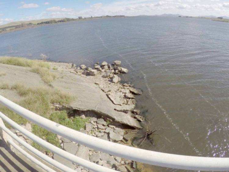 Crisis del agua en Bahía: durísimo informe de las universidades