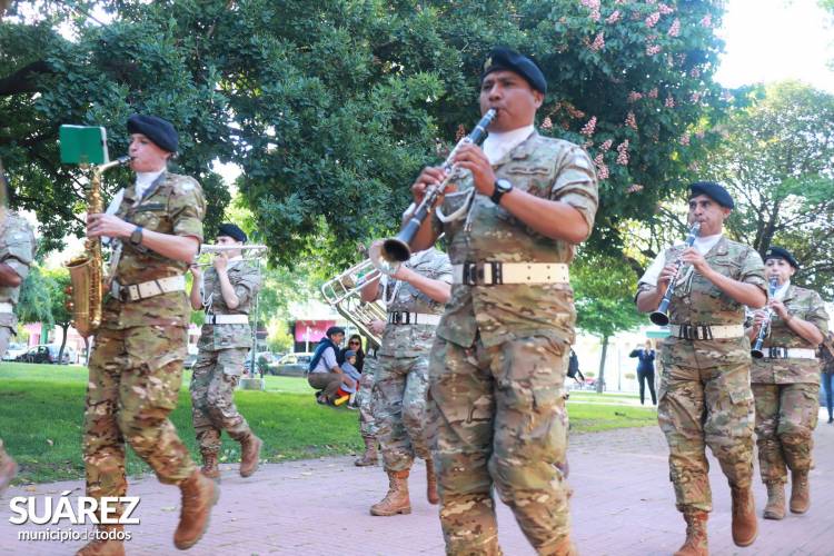 CONCIERTO CALLEJERO DE LA BANDA MUNICIPAL “BARTOLOMÉ MEIER” POR SU 62° ANIVERSARIO