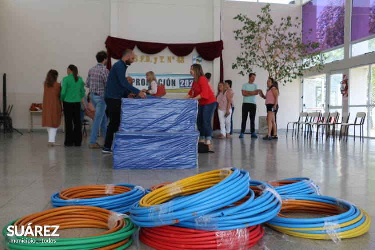 Provincia destinó 5 millones para material deportivo