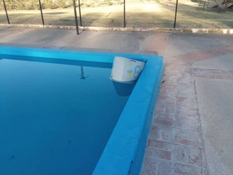 Destrozos en el predio de pileta y parque del Club Boca Juniors