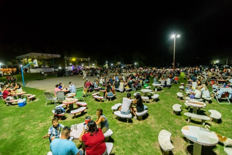29/1. Lago del Monte con un BailePopular este fin de semana