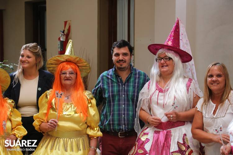Nuevos trajes de la Comparsa de Personas Mayores para los próximos carnavales de Guaminí 
