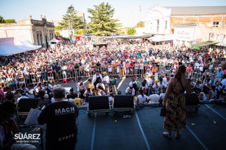 Con un strudel de 66.36 metros, la 8va. edición de la Strudel Fest volvió a ser un éxito