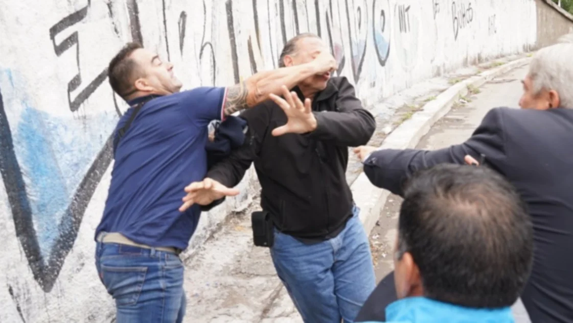 Berni fue agredido con golpes y piedrazos por compañeros del colectivero asesinado
