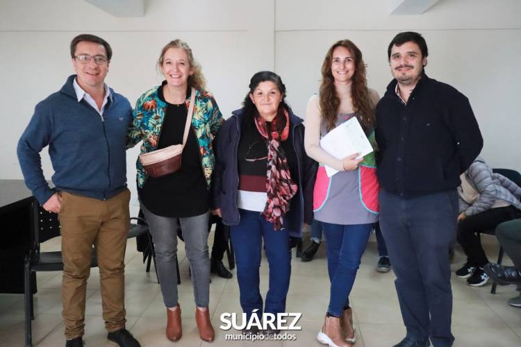 Entrega de aportes económicos a instituciones educativas por más 2 millones de pesos