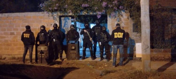 Detuvieron a un hombre que disparó contra los efectivos policiales que debían allanar su casa
