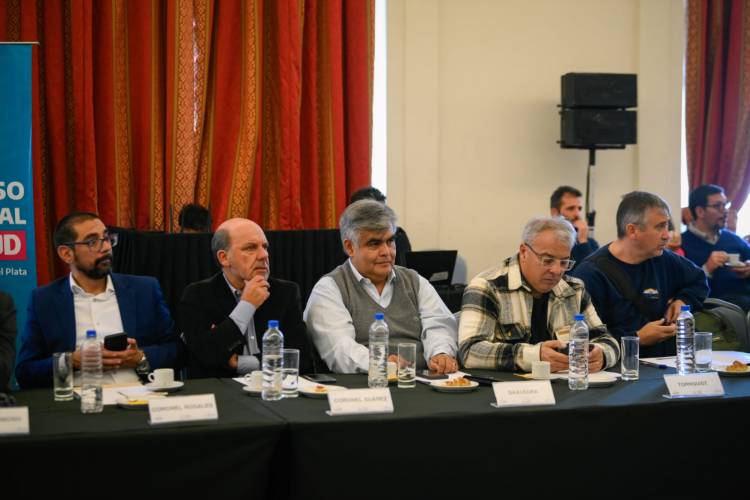 Mar del Plata: Moccero acompañó al Gobernador Kicillof en el Congreso Provincial de Salud 2024