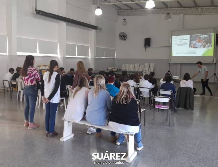 Continúan las charlas ambientales en instituciones educativas