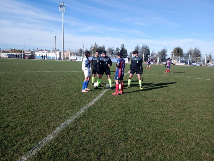 Fútb. Femenino: SAN MARTIN ST Y BOCA JRS ELIMINADOS
