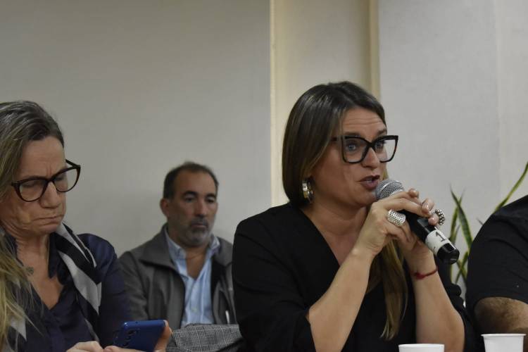 La senadora Nerina Neumann Losada asumió como vicepresidenta del Bloque Metropolitano de la Unión de Parlamentarios del Mercosur