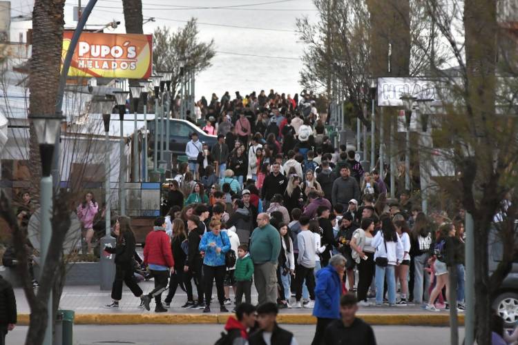Monte Hermoso informó qué bandas tocarán en la 30º Fiesta de la Primavera