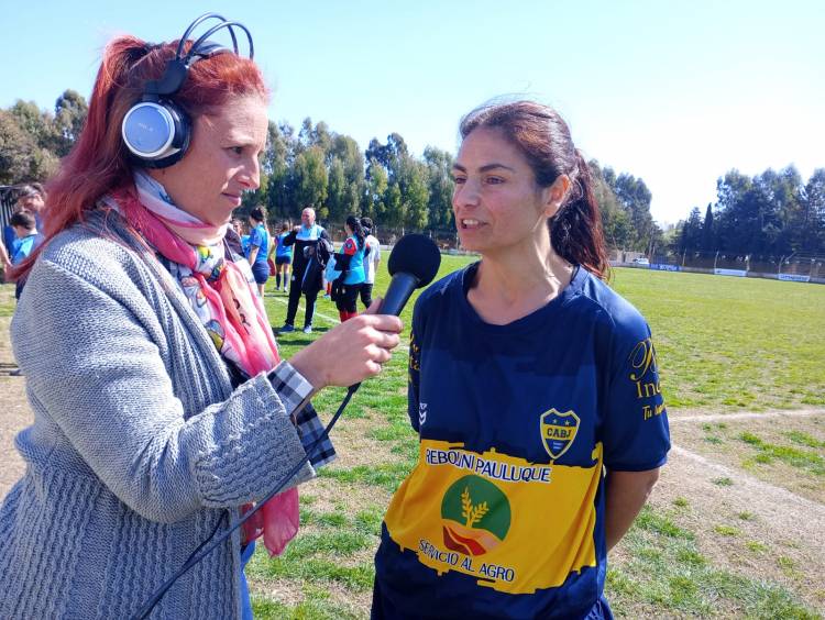 Independiente con Mercedes Melchior venció a Independiente de Rivera y Boca con Julia Schroh empató con San Martin Saavedra.