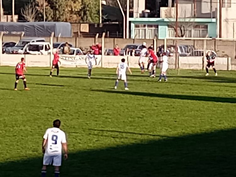 Por la 8va fecha del Clausura Deportivo Sarmiento fue el único ganador de nuestro medio.