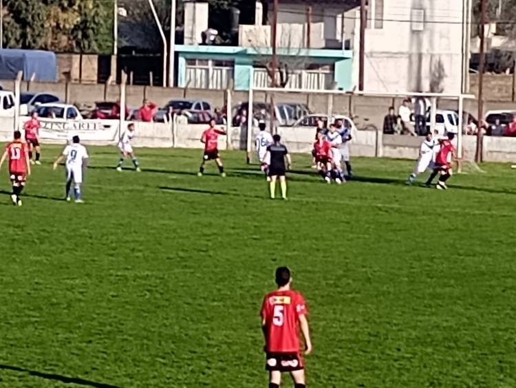 Por la 8va fecha del Clausura Deportivo Sarmiento fue el único ganador de nuestro medio.