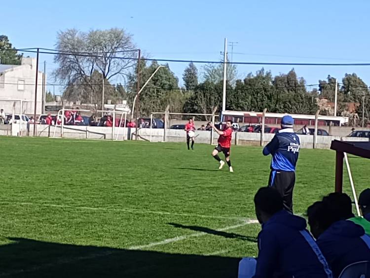 Por la 8va fecha del Clausura Deportivo Sarmiento fue el único ganador de nuestro medio.
