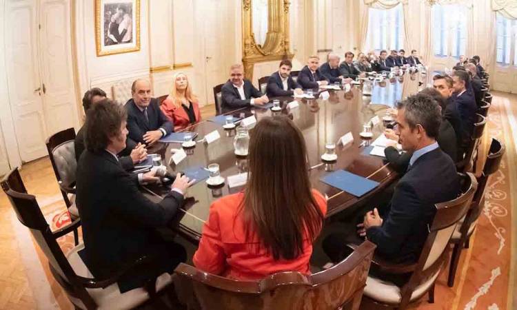 El Gobierno avanza en las reuniones con gobernadores por el Presupuesto 2025