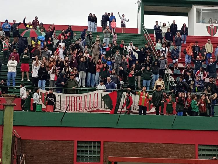 Deportivo Sarmiento venció y eliminó a Blanco y Negro en el Superclásico suarense, en la última fecha del Clausura 