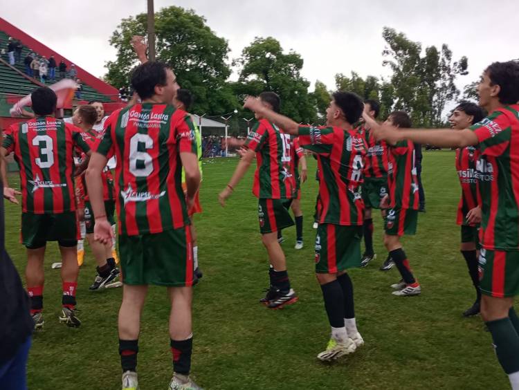 Deportivo Sarmiento venció y eliminó a Blanco y Negro en el Superclásico suarense, en la última fecha del Clausura 