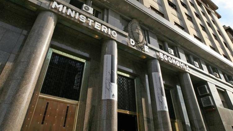 El Gobierno espera que el rebote de la economía le permita bajar impuestos