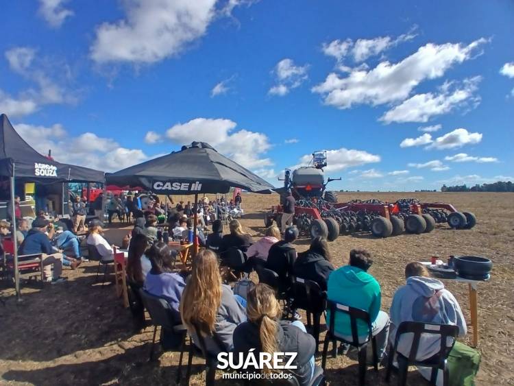 CREUS-UTN: alumnos de la Tecnicatura en Gestión de Tecnologías Agropecuarias realizaron prácticas en terreno