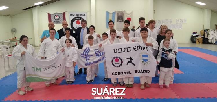 Gran participación de la Asociación Karate Do Shotokan de Coronel Suárez en el Encuentro de Karate en Bahía Blanca