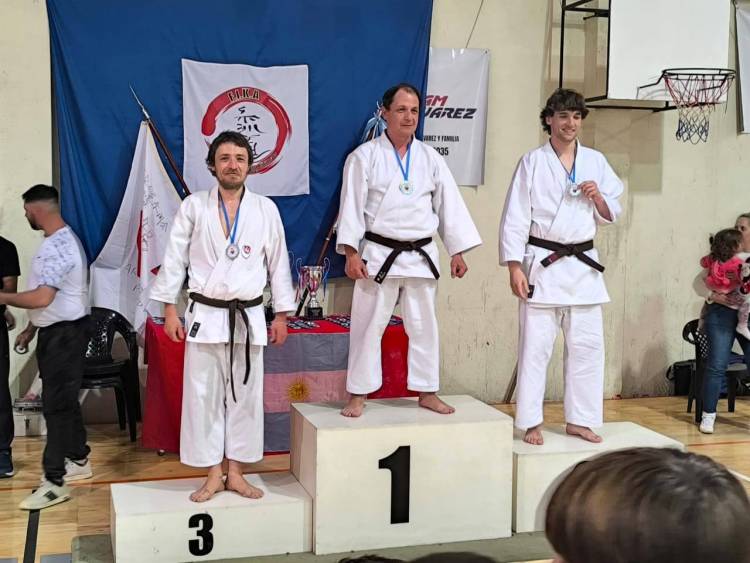 KARATE: importante participación SKIF de la delegación suarense